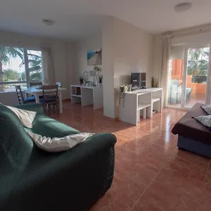 https://estupendo-apartamento-en-primera-linea-de-playa.es-andalucia.com